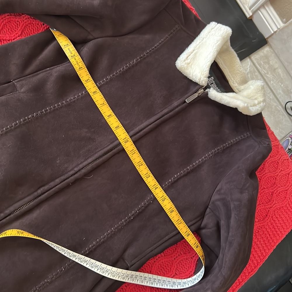 Suede zippered coat - Picture 2 of 10